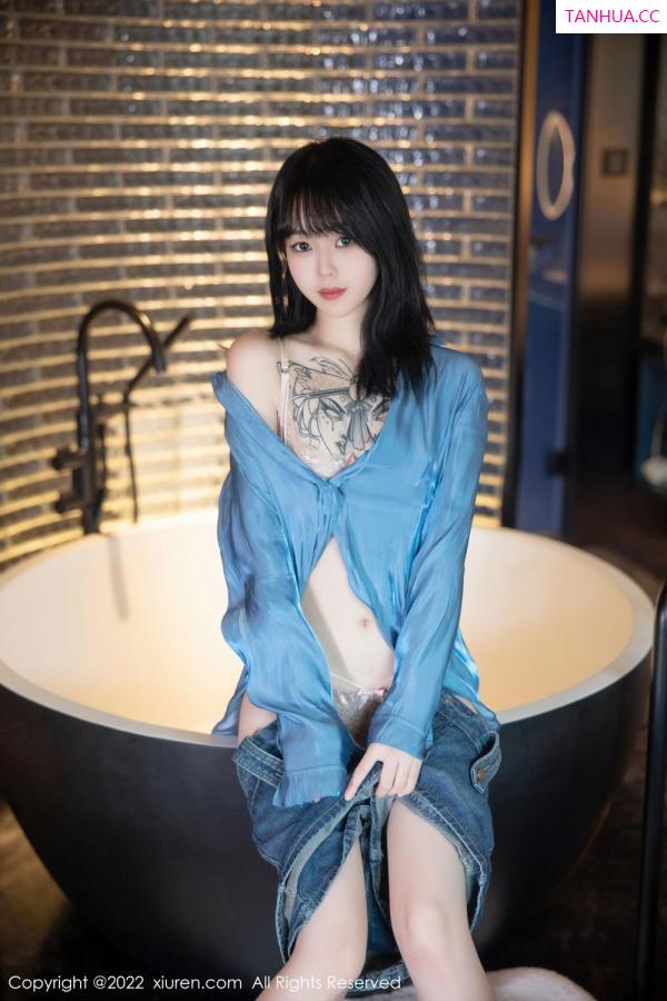 小奶瓶呜呜  [XiuRen]高清写真图 2022.09.29 No.5662 奶瓶第29张图片